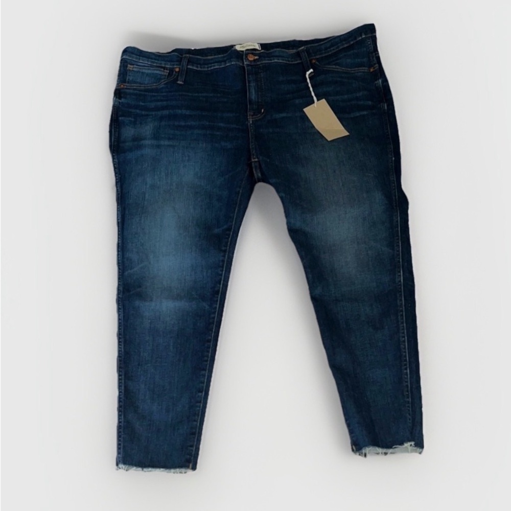 Madewell Indigo Cropped Jeans with Frayed Hem